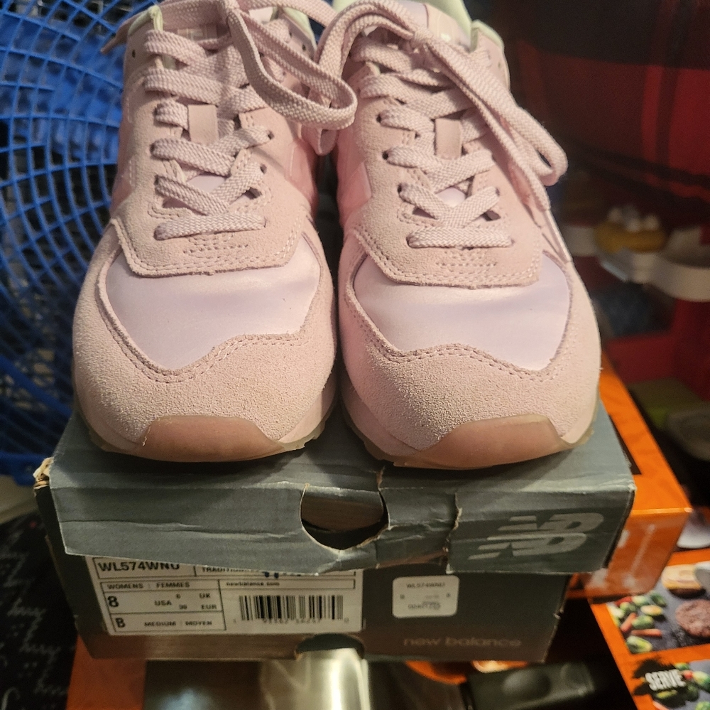 Pink New Balance  size 8